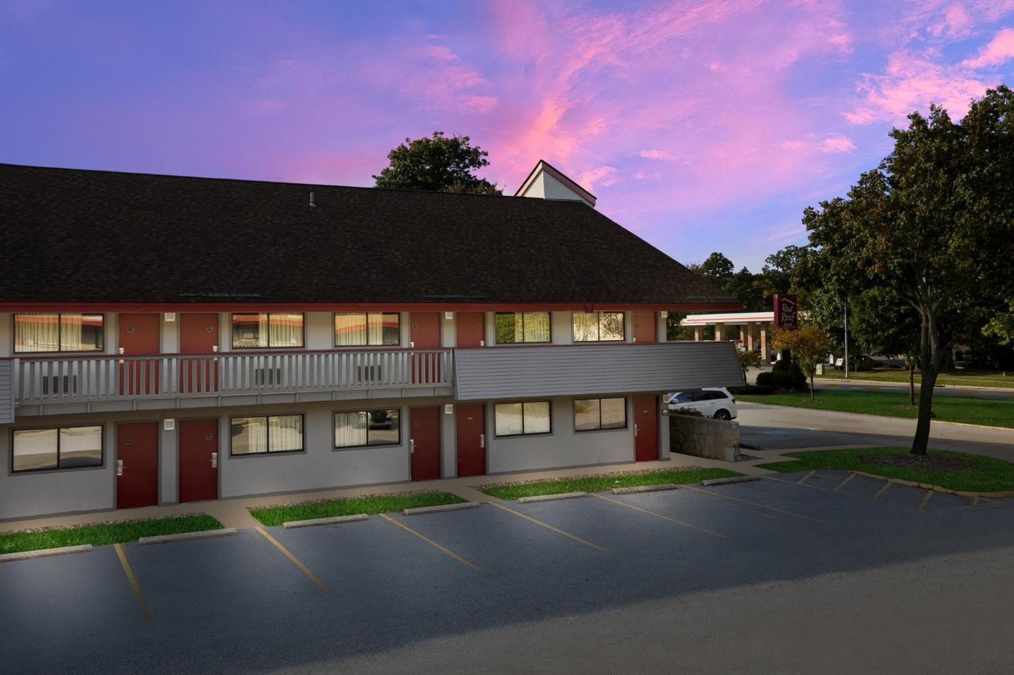 Red Roof Inn Cleveland - Westlake Eksteriør bilde
