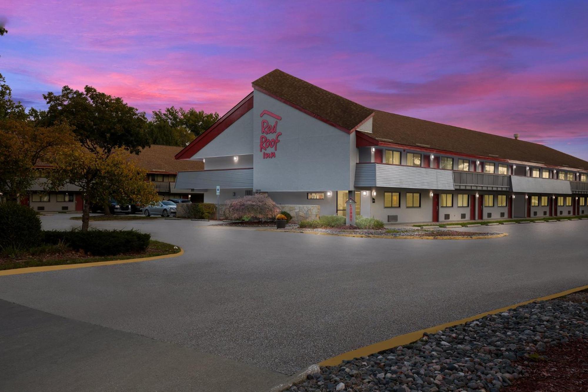 Red Roof Inn Cleveland - Westlake Eksteriør bilde