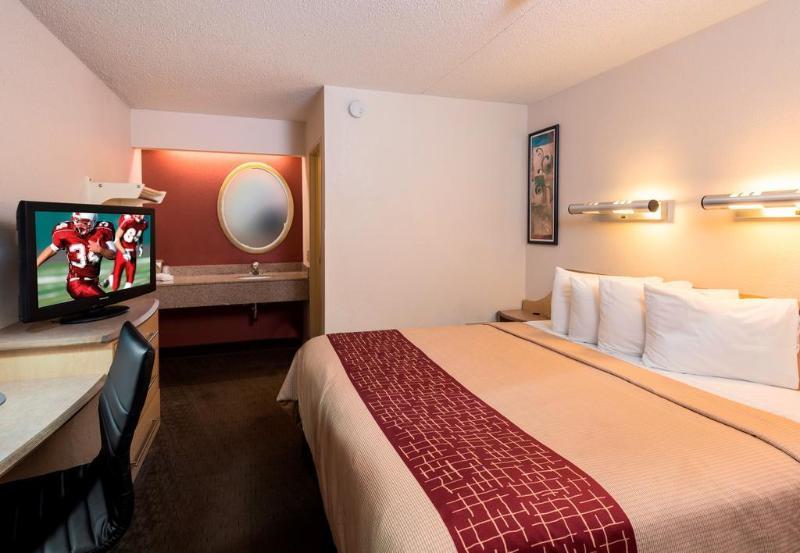 Red Roof Inn Cleveland - Westlake Eksteriør bilde