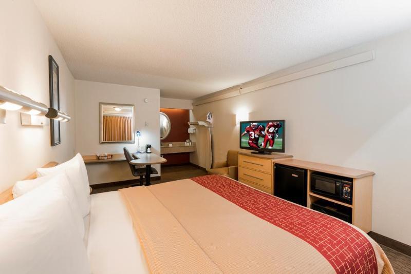 Red Roof Inn Cleveland - Westlake Eksteriør bilde